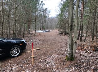 5445 Stringer Rd, Fruitport, MI 49415