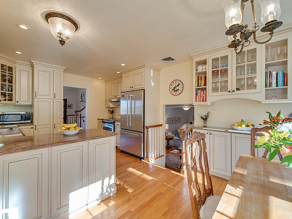4th image of 50 Cottage Ter