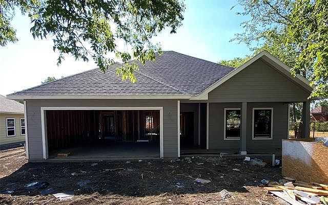 1st image of 621 West Ave