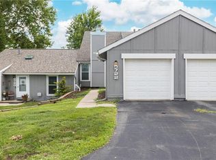 5722 N London Ave, Kansas City, MO 64151