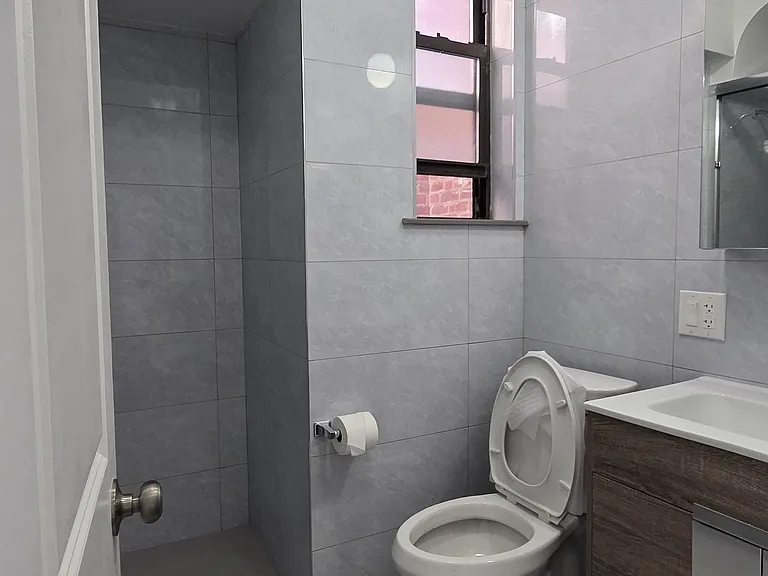 7234 Yellowstone Blvd #2 — Photo 11