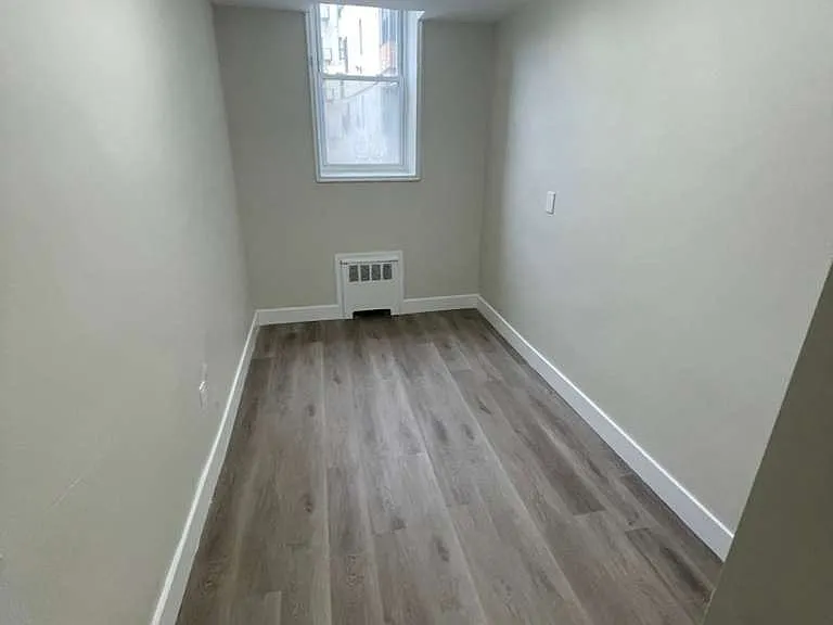 103 Chancellor Ave #B1 — Photo 4