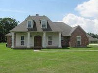 22994 Ligon Rd, Zachary, LA 70791
