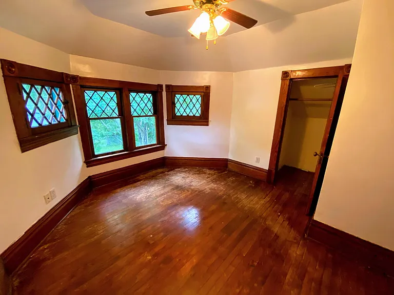 Bedroom 1 (unfurnished)