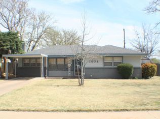 1404 Floydada St, Plainview, TX 79072