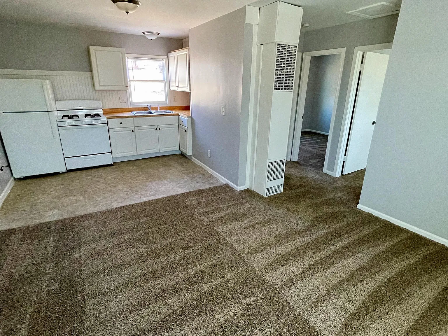 8275 Lakeview Drive - 1 — Photo 2