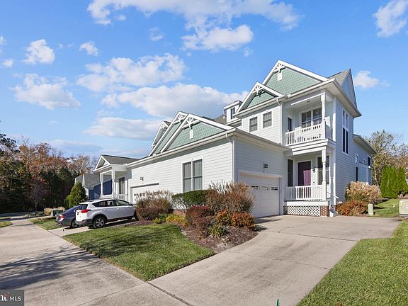 2nd image of 31324 Founders Ave