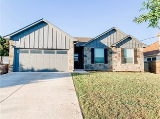 17518 Village Dr, Dripping Springs, TX 78620