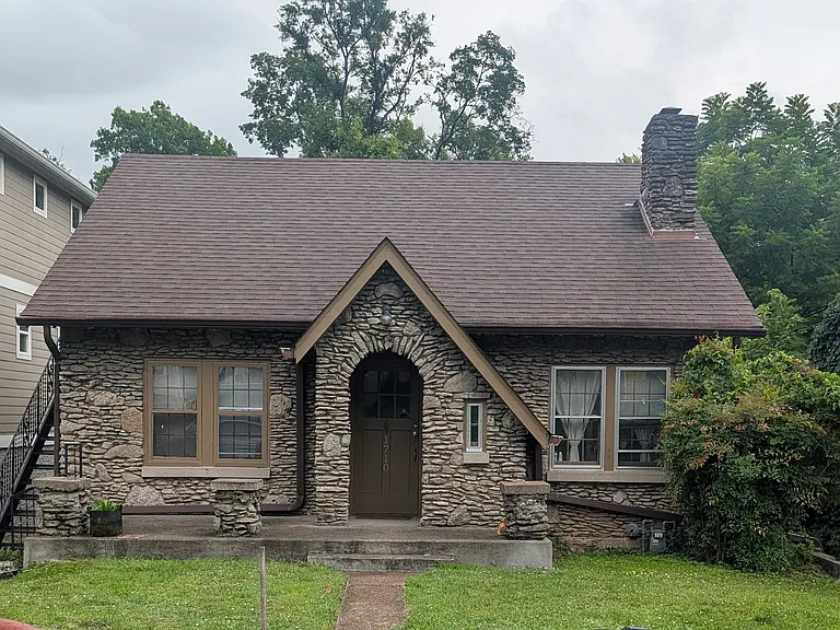 1710 Allison Pl #UPSTAIRS — Photo 1