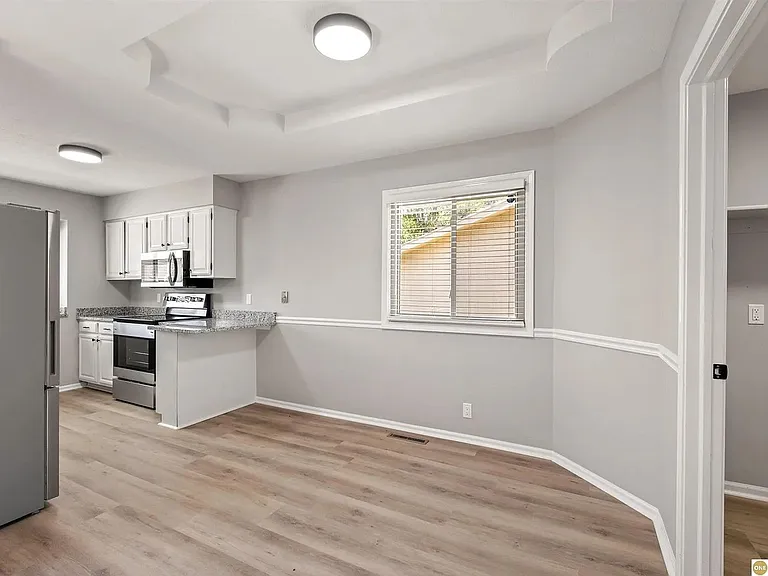 14614 Borman St — Photo 10