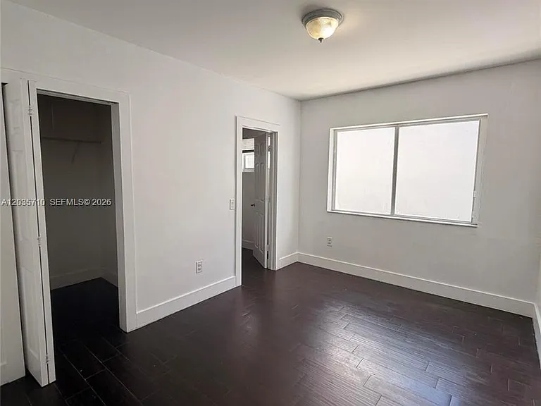 1040 NW 3rd Ave #5 — Photo 4