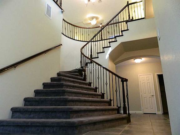3rd image of 6017 Cabo San Lucas Ave