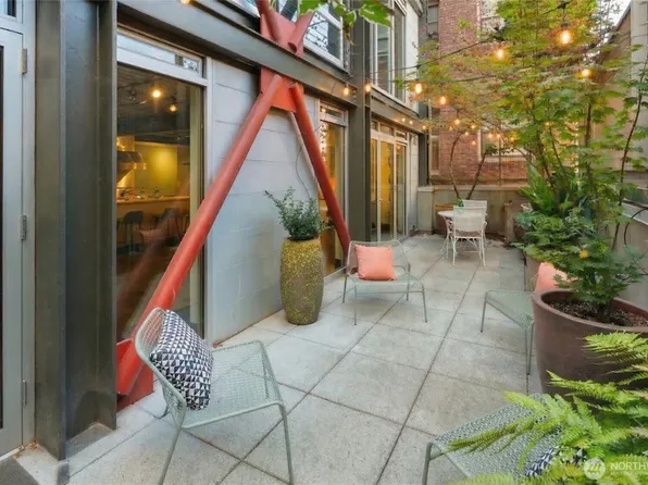 1310 E Union Street #202, Seattle, WA 98122