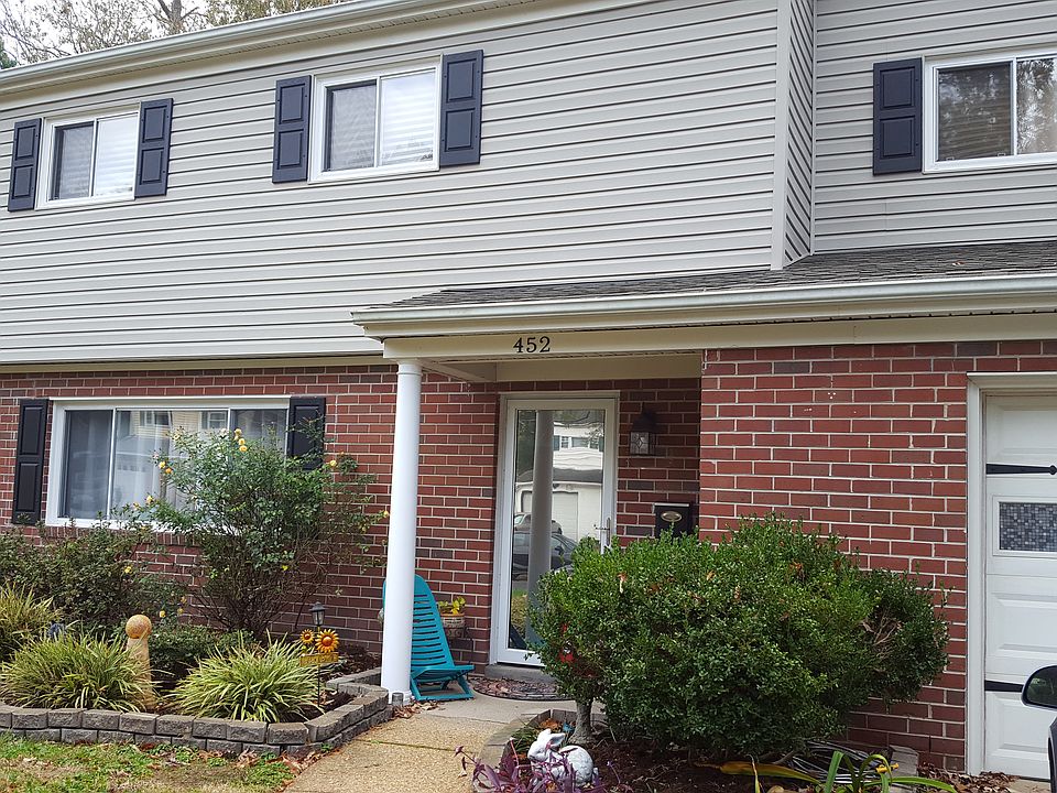1st image of 452 Greencastle Ln