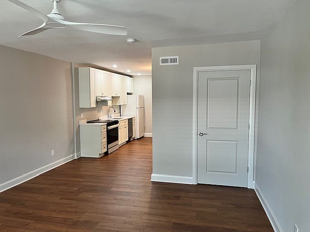 Studio Facing Kitchen