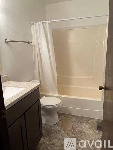 2205 Stoneybrook Rd — Photo 10