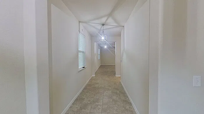 3 bed, 2.0 bath, 1651 sqft, $1,995 — Photo 3