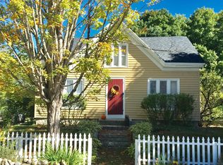 395 Webbs Mills Rd, Raymond, ME 04071