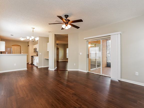 4th image of 6932 Summer Harbor Ln
