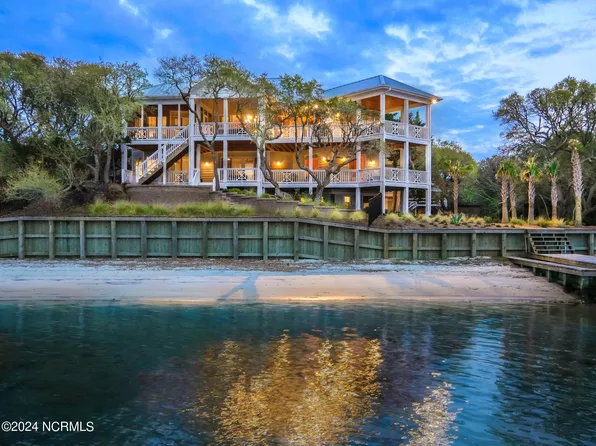 230 N Anderson Boulevard, Topsail Beach, NC 28445