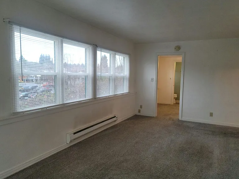 331 Bryan Avenue — Photo 5