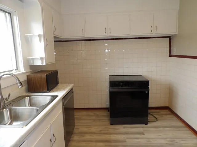 522 Amherst St #1 — Photo 5