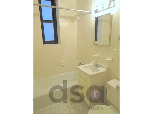 Rented by DSA Realty | media 12