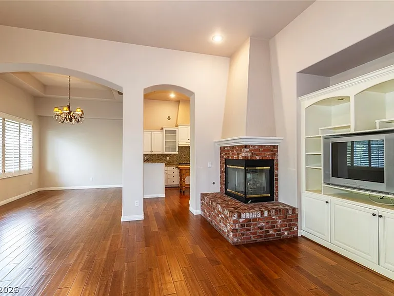2215 Scarlet Rose Dr — Photo 12