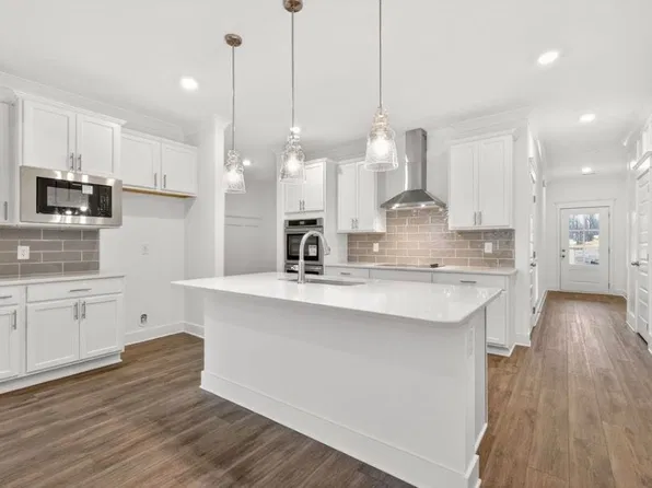 132 Yuma Ln, White House, TN 37188