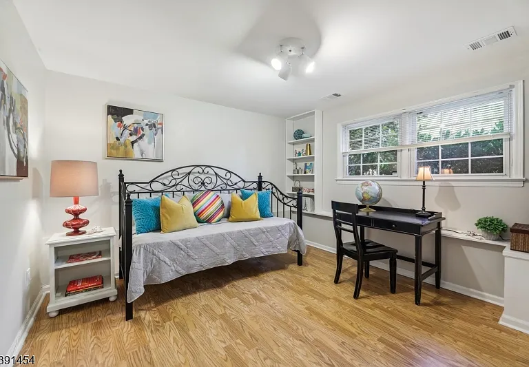 63 Whitney Dr — Photo 17