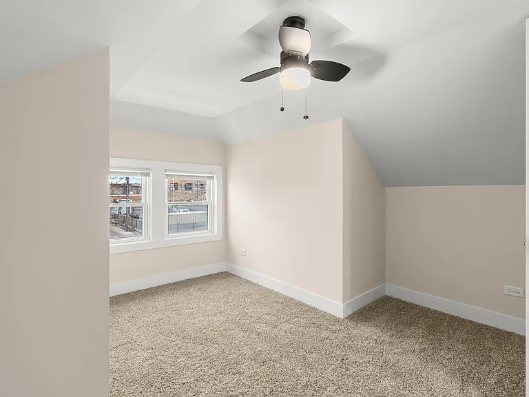 5542 W 64th St — Photo 22