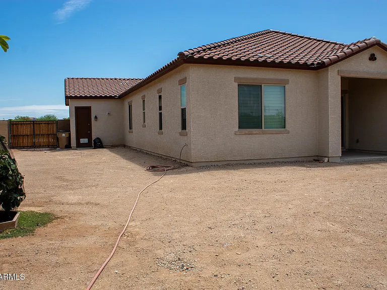 594 S 174th Ln — Photo 24