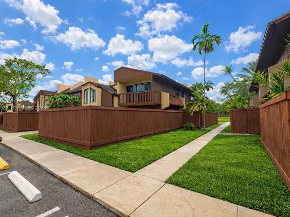 6534 SW 114th Pl #G-75, Miami, FL 33173