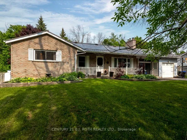 4049 Bayview Ave, Ramara, ON L3V 0S2