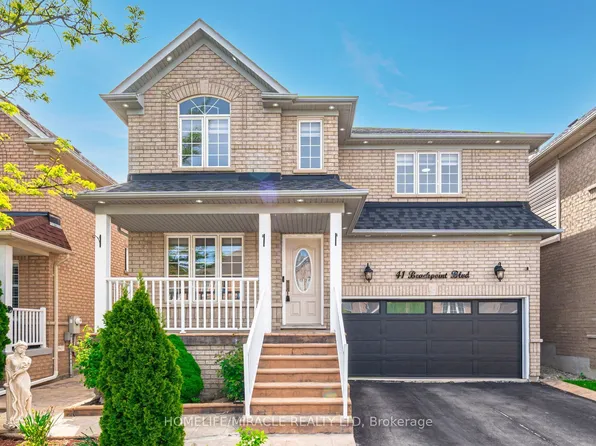 41 Beachpoint Blvd, Brampton, ON L7A 2T7