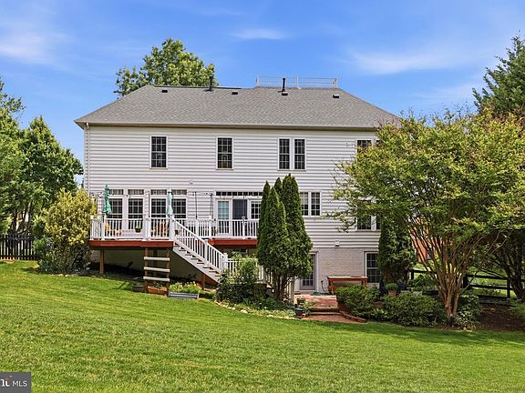 5th image of 7584 Bald Eagle Dr