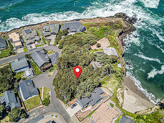 2nd image of SW Cliff St Lot 9