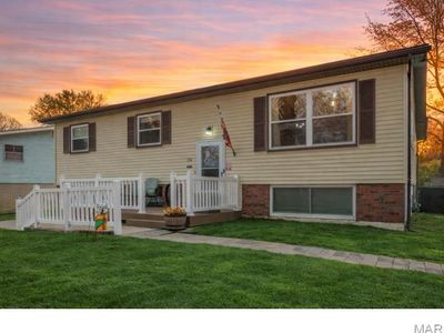 702 Saint Anthony Dr, Godfrey, IL, 62035