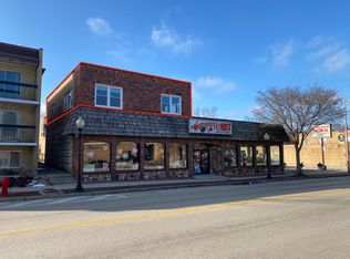 116 N Cass Ave E, Westmont, IL 60559