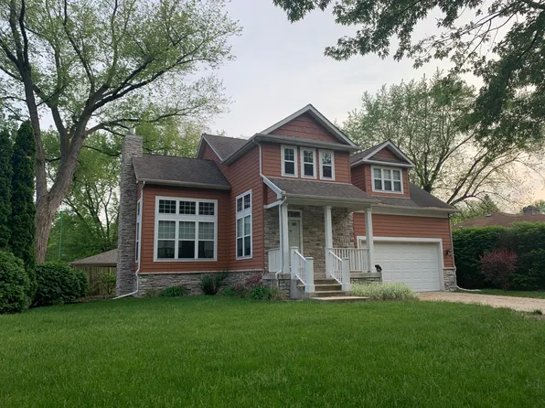 1862 River Dr, Munster, IN 46321