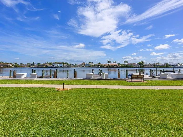 601 Seaview Ct #C106 — Photo 41