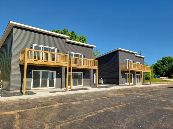 1309 S Elizabeth Dr #B, Stockton, MO 65785