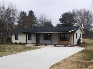 18437 Eden Ln, Abingdon, VA 24211