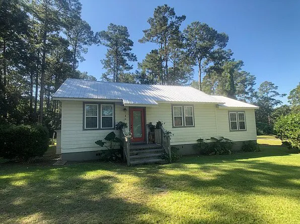 101 Weyt Ave SW, Cairo, GA 39828