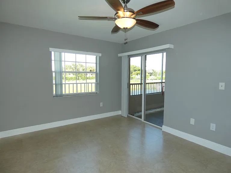 2841 N Oakland Forest Dr #207-1 — Photo 33