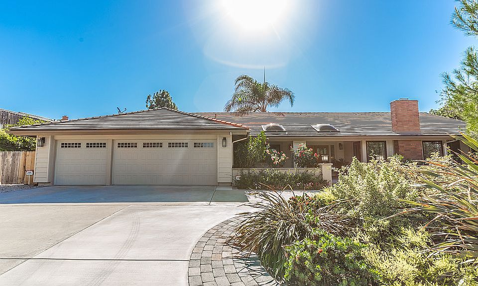 1st image of 2460 Eucalyptus Ave.