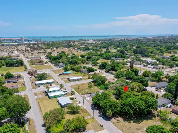 1501 Avenue J Avenue, Fort Pierce, FL 34950