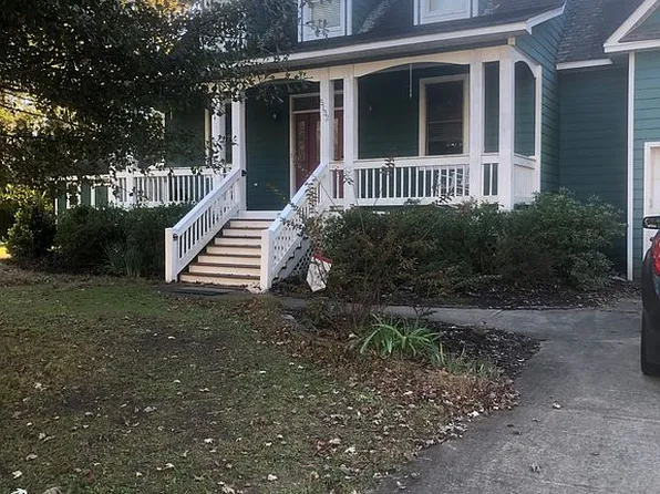 5132 Sycamore Ln, Kitty Hawk, NC 27949
