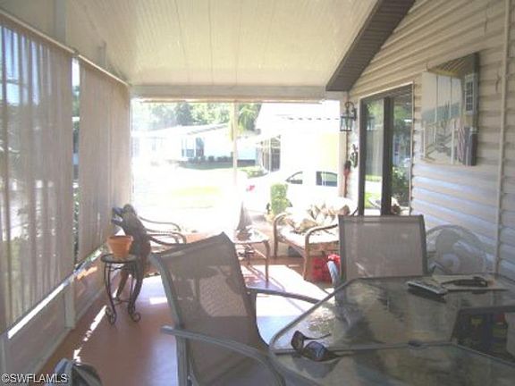 3rd image of 188 Queen Palm Dr