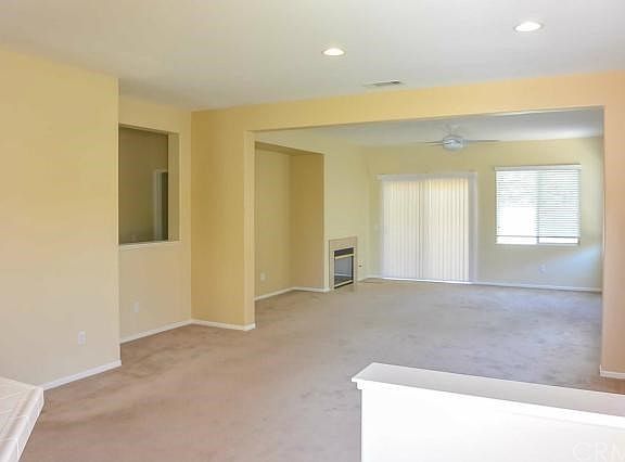 3rd image of 29403 Honneywood Dr
